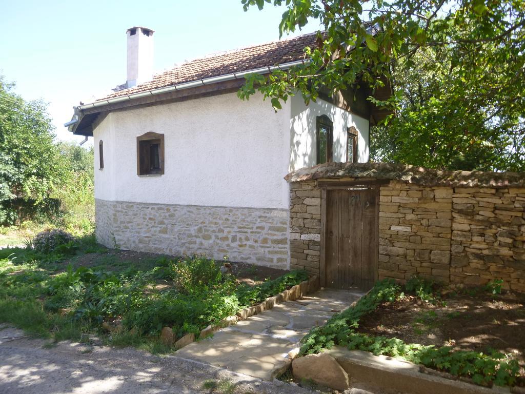 Villa Tanya'S House Kŭrpachevo Exterior foto